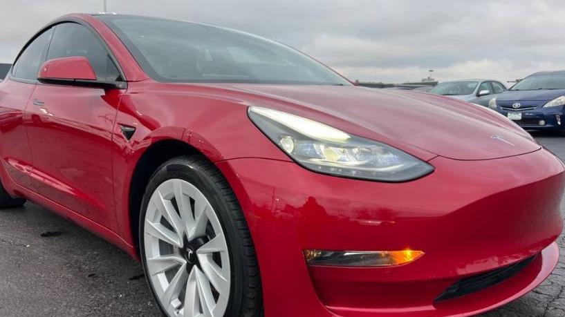 TESLA MODEL 3 2022 5YJ3E1EB7NF127772 image